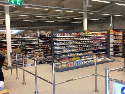 BUTIKKNETTVERK "TOPP" - VALMIERA, RIGA STREET 64 - Levering og montering av handelsutstyr. 33